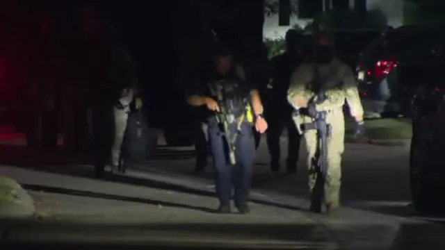 Man arrested after domestic disturbance on Sterling Heights west side