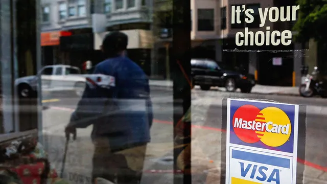 American credit-card delinquencies reach alarming 13-year high