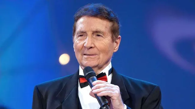 German singer Freddy Quinn turns 95, debunks myths about his life in new memoir