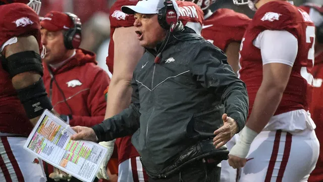 Bill Belichick finalizes hiring of Bobby Petrino as offensive coordinator
