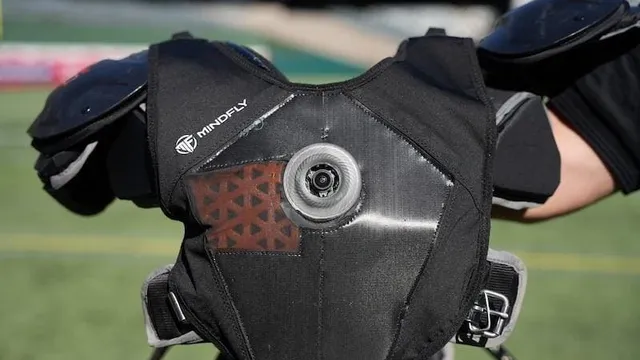 UFL showcases groundbreaking body cameras on players during games