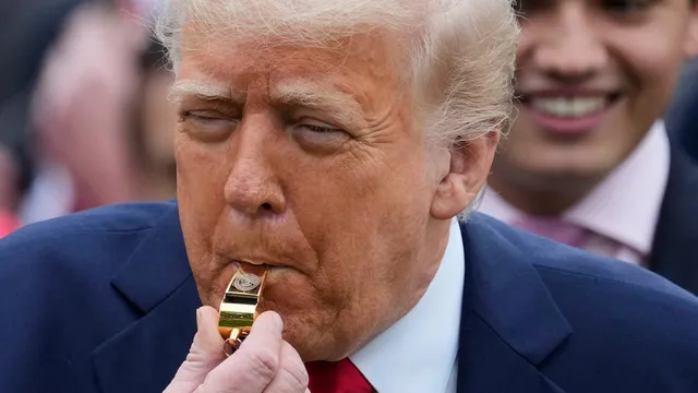 Trump nominates Warsh, triggering gold and silver price crash