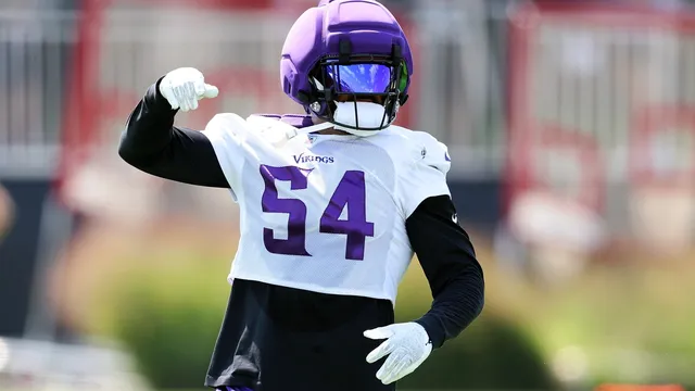 Jamal Adams changes jersey number and embraces versatility