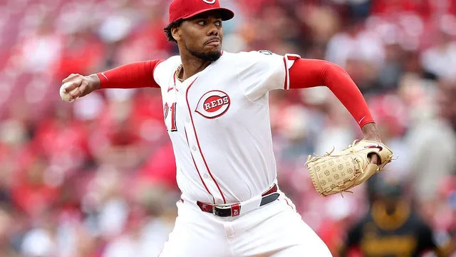 Hunter Greene dominates as Reds sweep Pirates 4-0