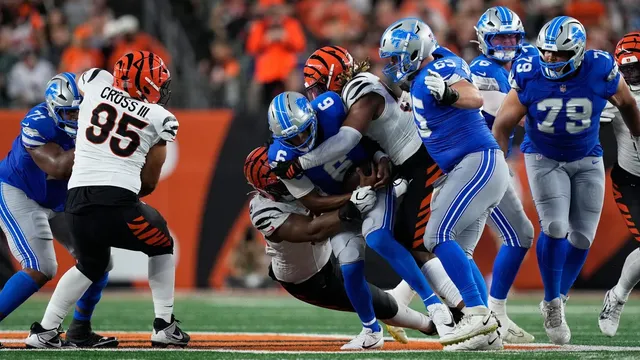 Lions coach Dan Campbell sees progress in offensive line after preseason loss