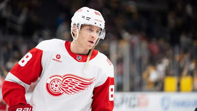Patrick Kane claims NHL points record for American-born players