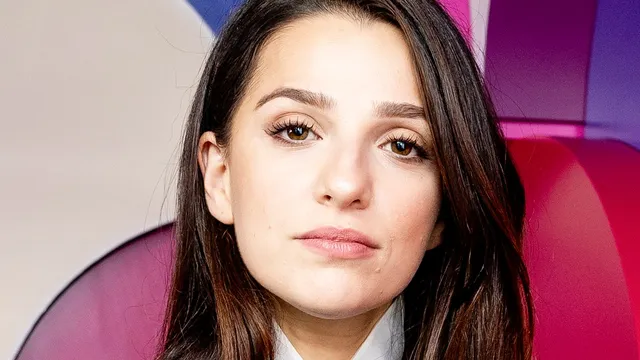 Colleen Hoover shares her cancer diagnosis and treatment journey