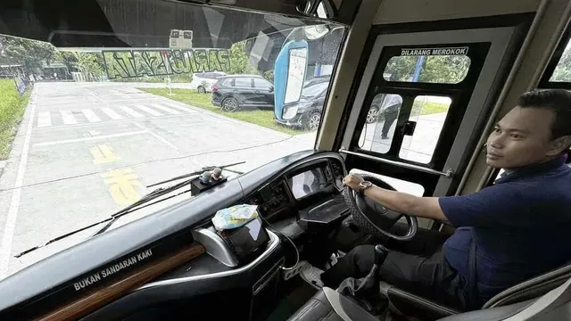 Japan's bus industry turns to Indonesian drivers amid worker shortage