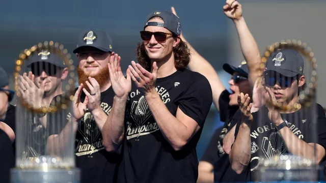 Dodgers contemplate trading Teoscar Hernandez after drop in performance