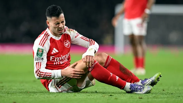 Arsenal beats Crystal Palace in dramatic penalty shootout