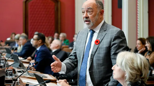 Quebec to impose heavy fines on doctors leaving public healthcare system