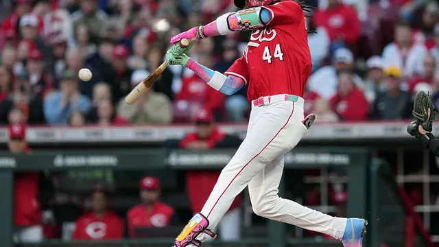 Elly De La Cruz delivers powerful grand slam to lead Reds to victory