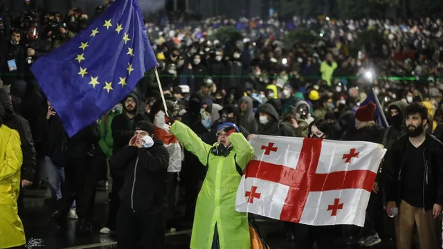 Lithuania and Estonia sanction Georgian officials amid rising tensions