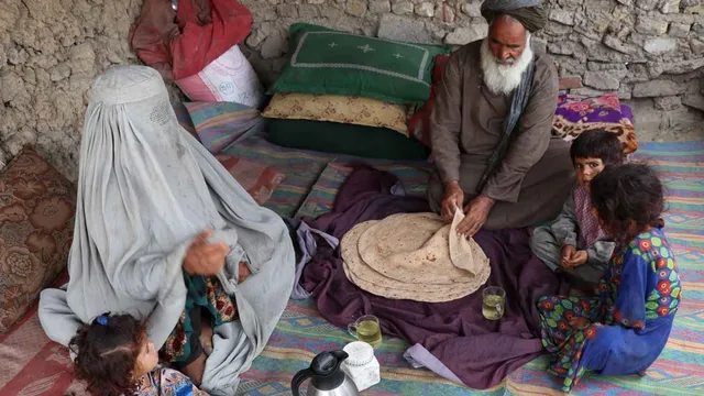 Afghans depend on remittances as economy collapses