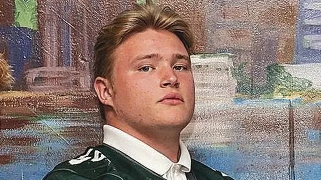 Aaron Fisher wins top lineman award in Suffolk County