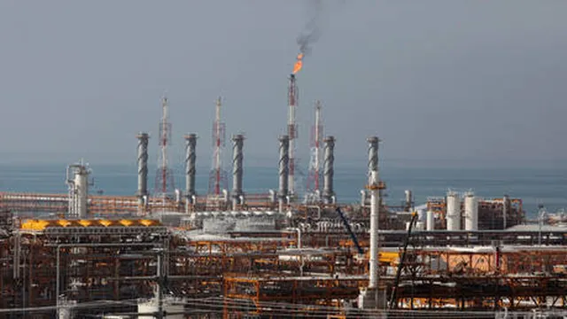 Explosion at Qatari gas facility injures several workers