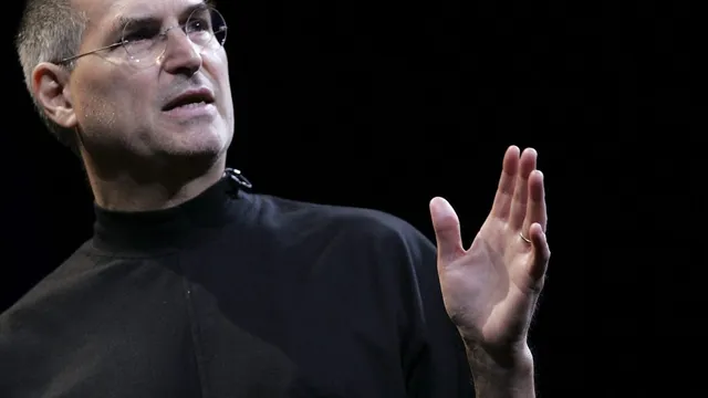 Steve Jobs advises young professionals to never settle in their careers