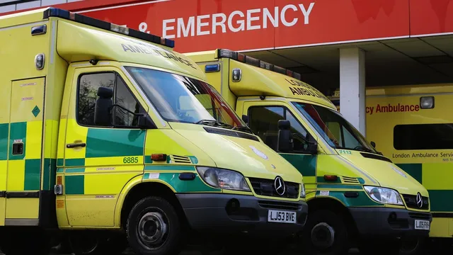 NHS struggles as over 200,000 patients flood A&E for minor issues