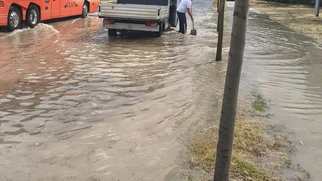 Severe flooding disrupts life in Split, Croatia