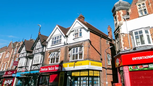 UK retail sales experience sharpest decline since December 2023