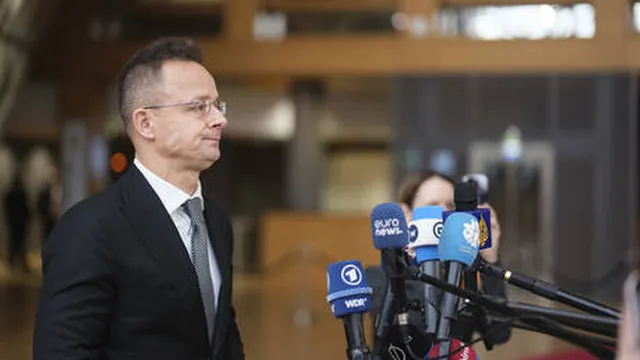 Slovakia cuts electricity to Ukraine over oil supply ultimatum