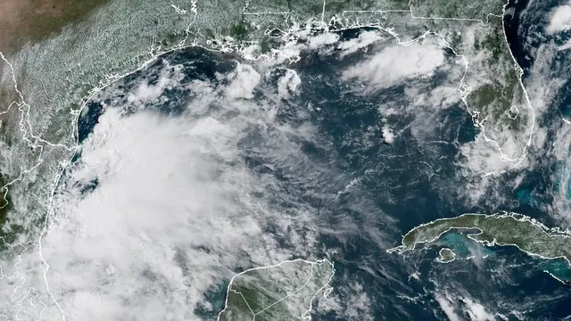 Hurricane Flossie develops as Mexico prepares for floods and mudslides