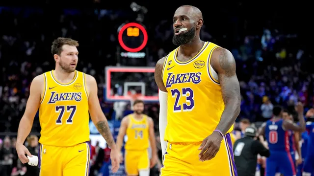 LeBron James leaves Los Angeles Lakers amid free agency buzz