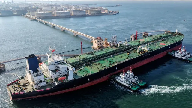 US and Iran reach deal to reopen Strait of Hormuz