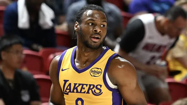 Magic Johnson advises Lakers on Bronny James' future readiness