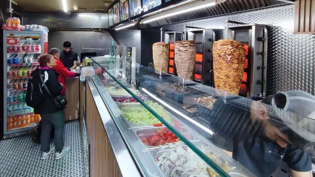 Kebab shops exploit visa scheme to hire overseas workers