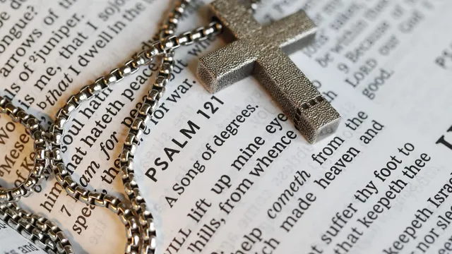 Franklin Graham shares powerful hope message during Easter special