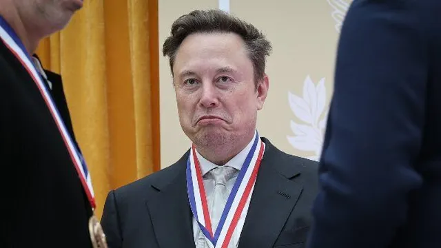 WSJ Report Says Elon Musk Ordered Starlink Slowdown in Ukraine, Contradicting Earlier Denials