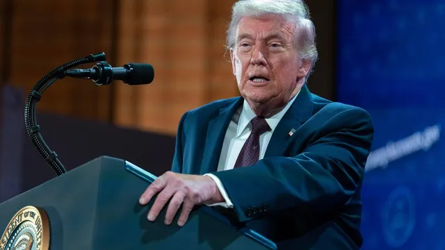 Paul Allen issues apology for 'paid protesters' remark