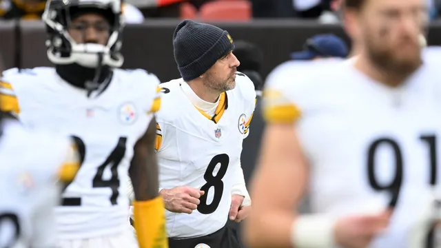 Aaron Rodgers is reportedly returning to the Steelers for 2026