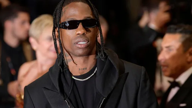 Travis Scott’s mixtape sales plunge 98% in second week