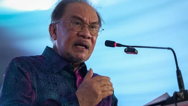 Malaysian Prime Minister Anwar Ibrahim advocates for knowledge-driven nation-building