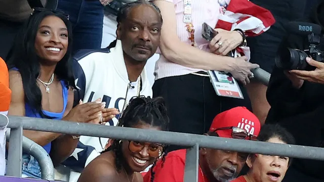 Snoop Dogg Gifts Simone Biles' Dad for His Birthday