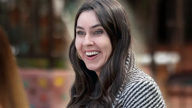 Taylor Lorenz claims attractiveness but faces age controversy