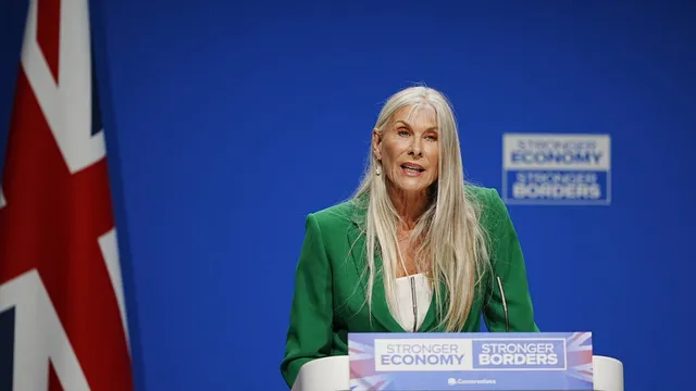 Sharron Davies and Richard Walker receive peerages amid House of Lords imbalance