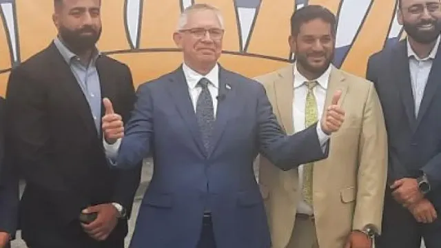 British Columbia Conservative Party leader Lorne Doerkson promises $1,000 annual tax cut for workers if elected