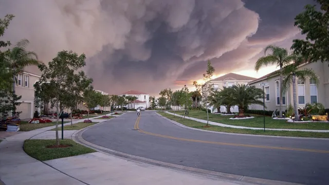 Wildfire smoke from Canada chokes U.S. cities and threatens health