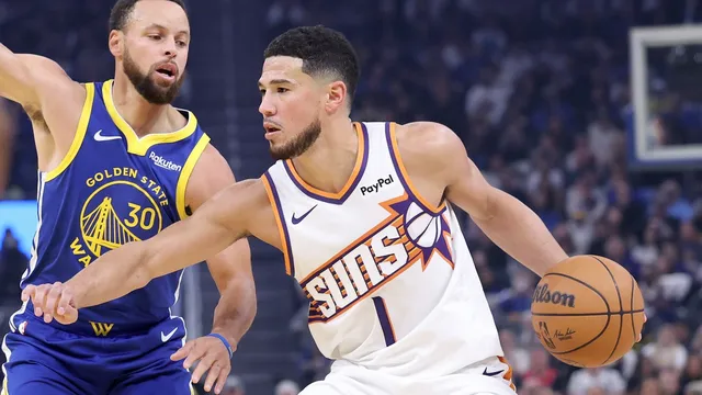 Devin Booker suffers injury, leaving Suns in a tough spot