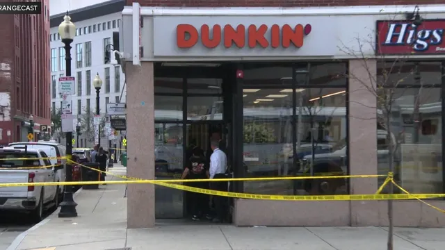 Man stabs woman in Boston before injuring himself