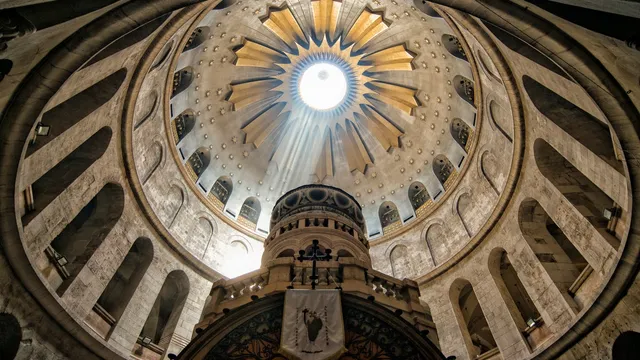 Ancient garden found beneath Jesus' burial site backs biblical accounts