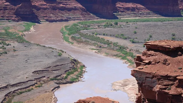 Lake Powell faces drastic water delivery cuts by midcentury