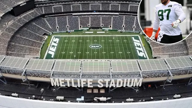 Harrison Phillips advocates for natural grass fields in NFL stadiums