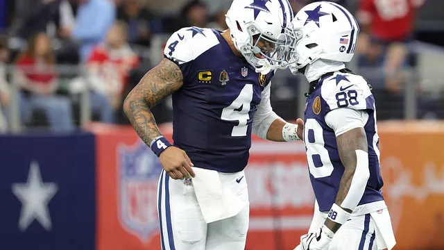 Dallas Cowboys defeat Kansas City Chiefs to revive playoff hopes