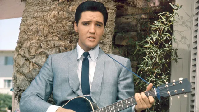 Elvis Presley didn't want to be touched due to his weight struggles