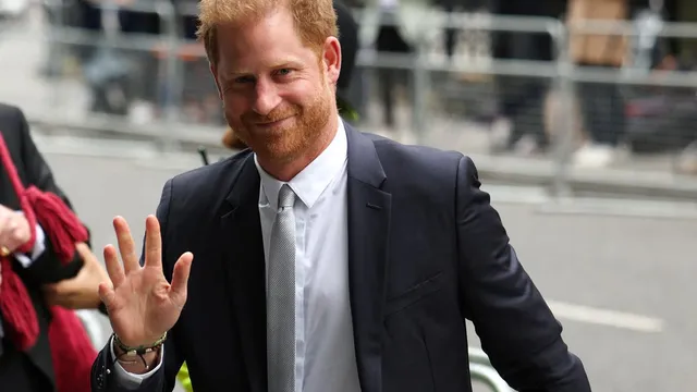 King Charles meets victims in Southport