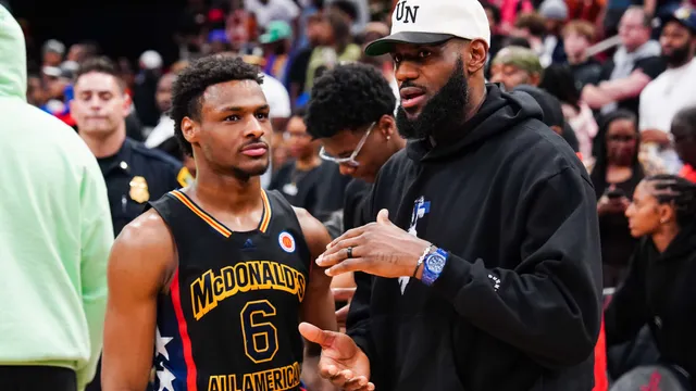LeBron James opts in for 23rd NBA season with Lakers